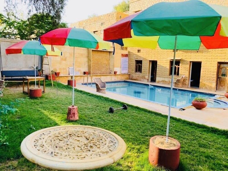 Hotel Golden City image
