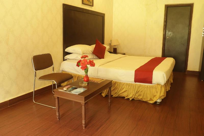 Golden Sun Beach Resort image