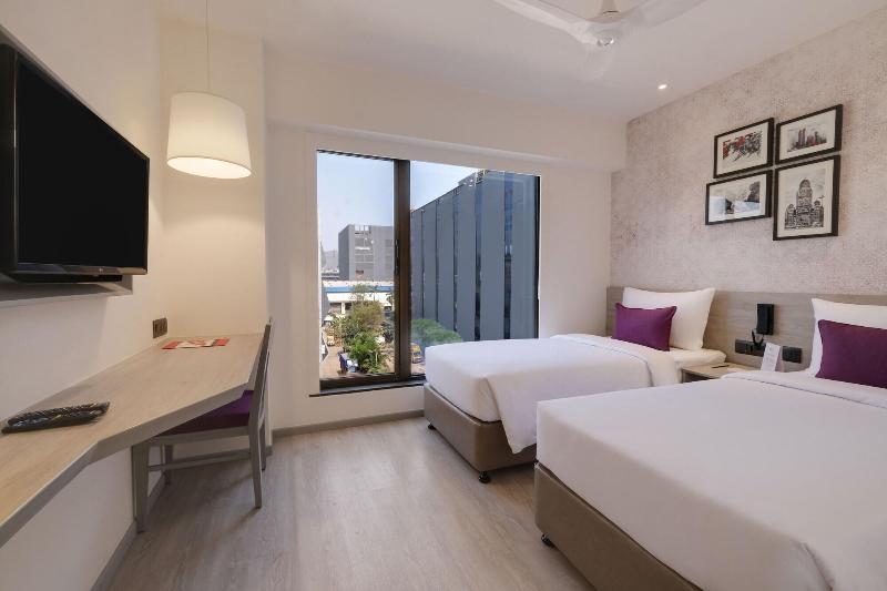 7 Apple Hotel Mahape image
