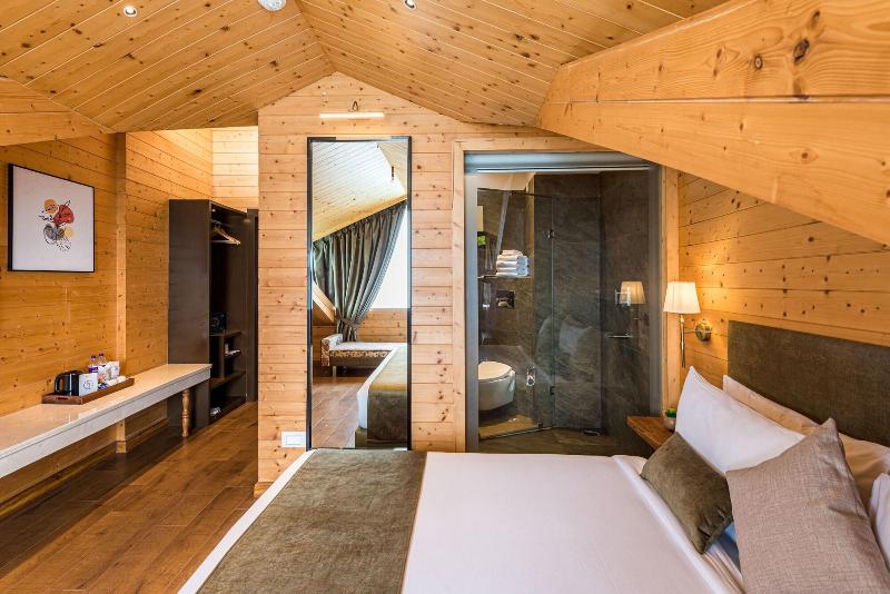 Udaan Himalayan Suites And Spa image