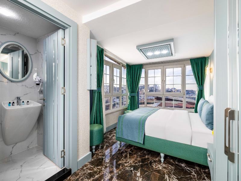 Santa Rio Gold Taxim Hotel image