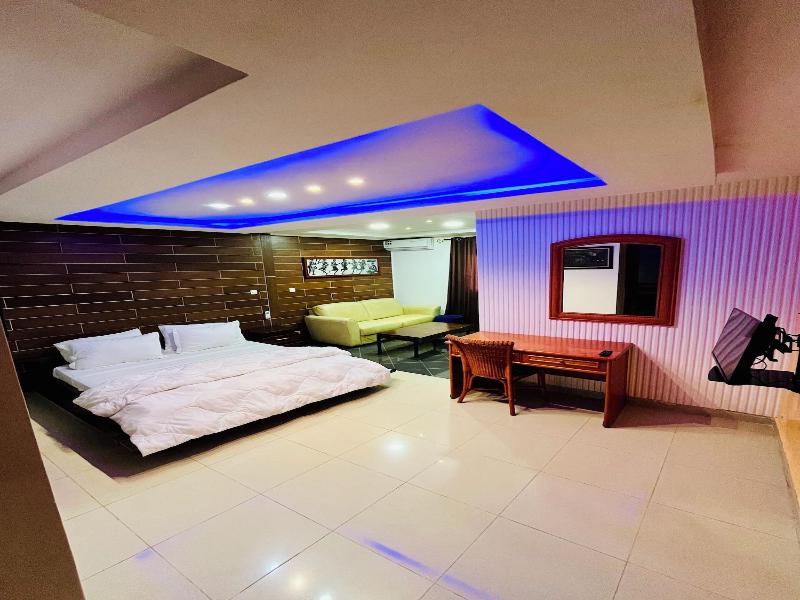 Hotel Darou Khoudoss image
