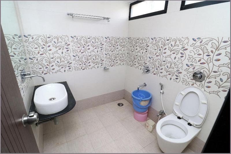 Hotel Girnar image