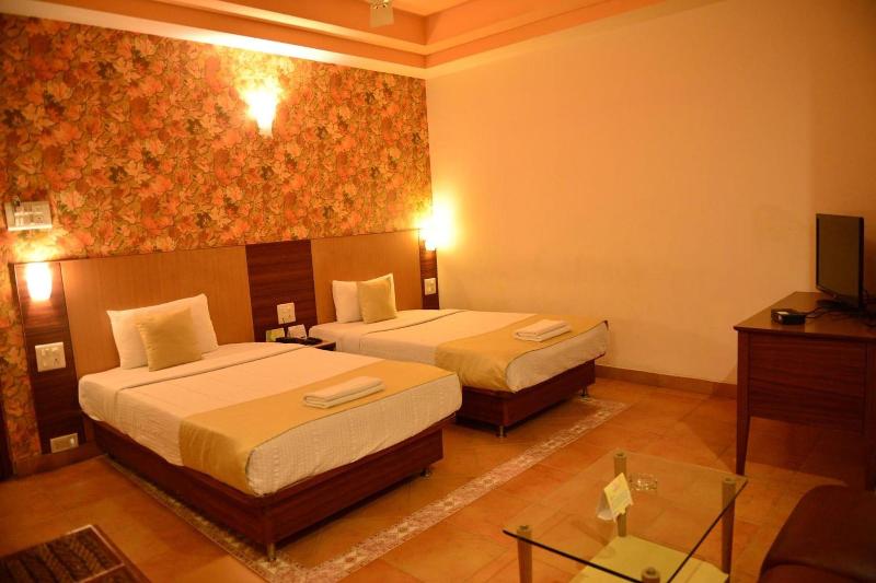 Goa Woodlands Hotel image