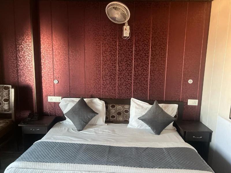 Hotel The Amar Grand image