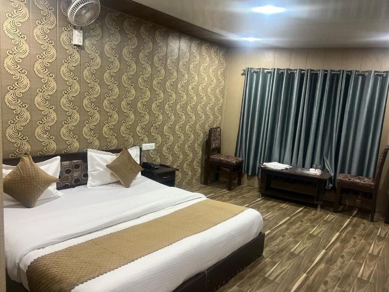 Hotel The Amar Grand image