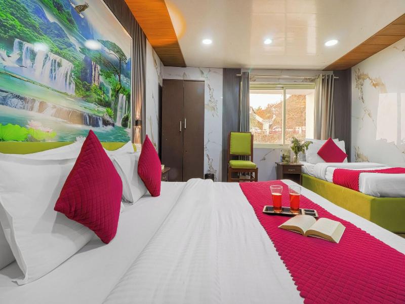 Hotel The Amar Grand image