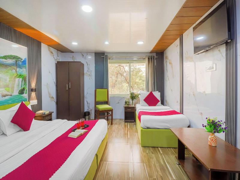 Hotel The Amar Grand image
