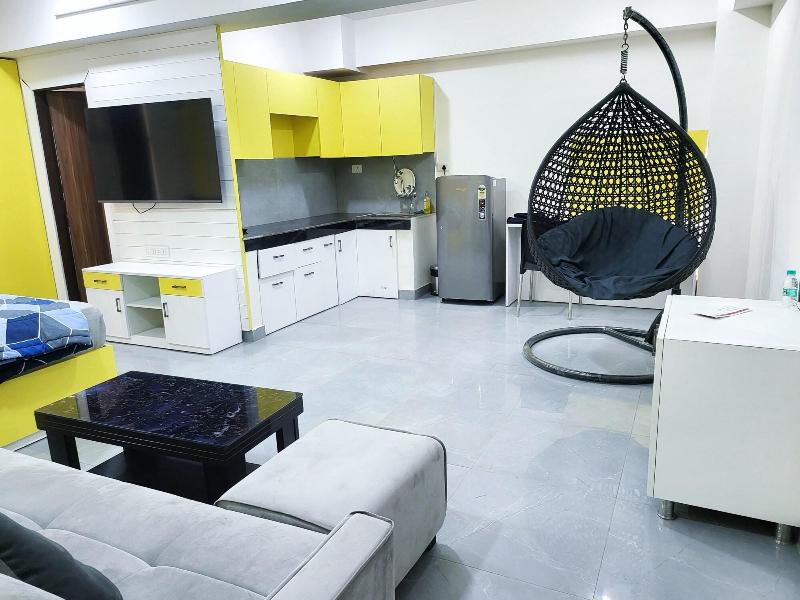 Studios By La Sentido image