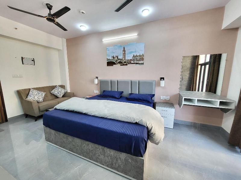 Studios By La Sentido image
