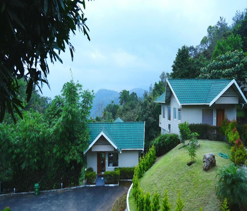 Aveda Munnar Mountains And Mist image
