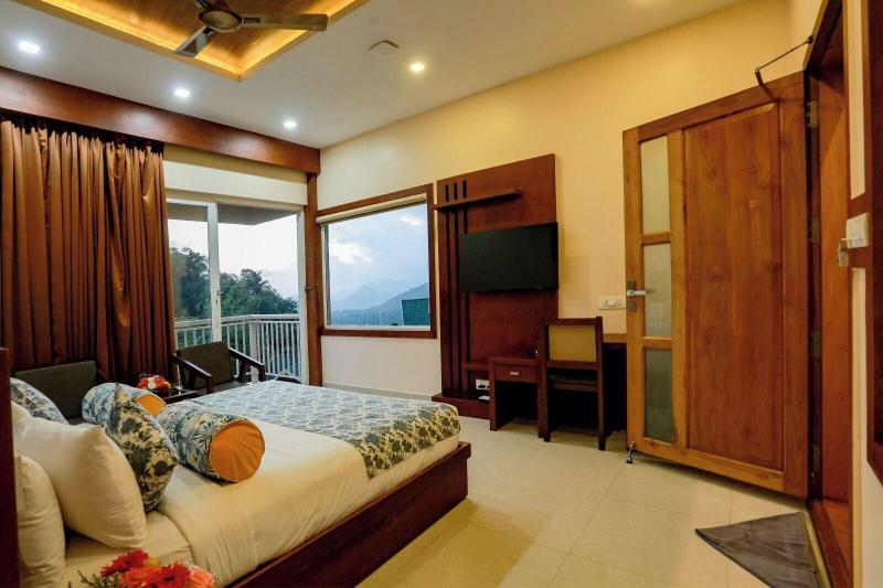 Aveda Munnar Mountains And Mist image