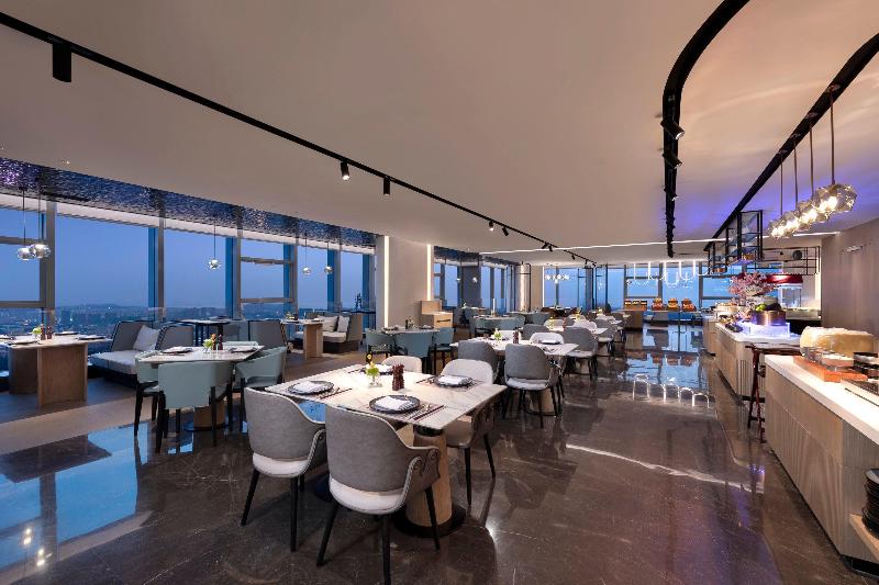 Crowne Plaza Taizhou City Center image