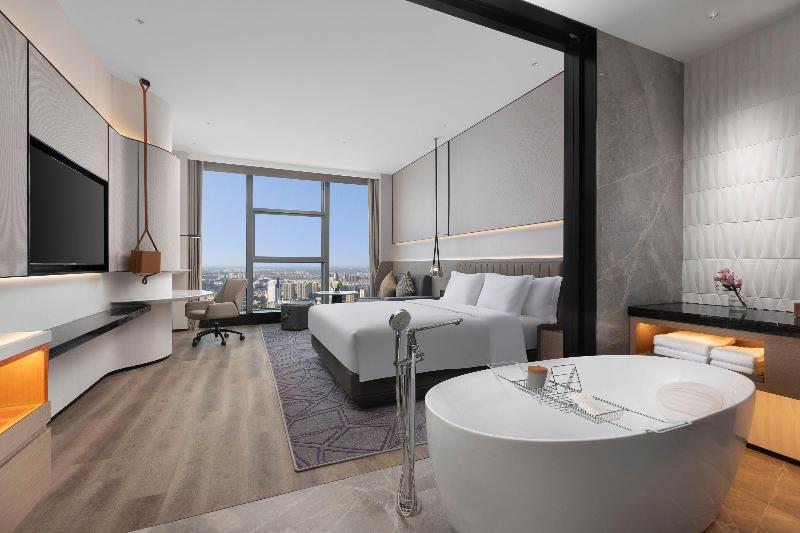 Crowne Plaza Taizhou City Center image