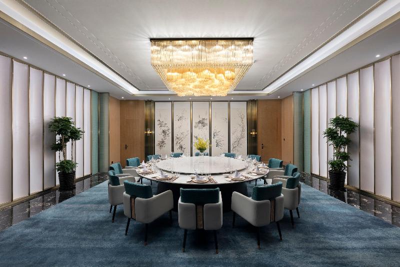 Crowne Plaza Taizhou City Center image