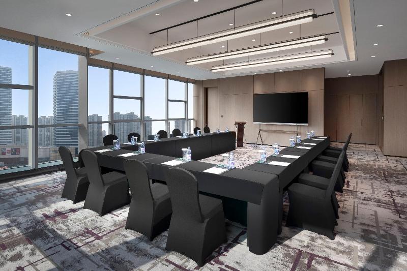 Crowne Plaza Taizhou City Center image