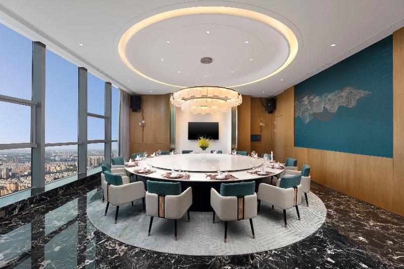 Crowne Plaza Taizhou City Center image
