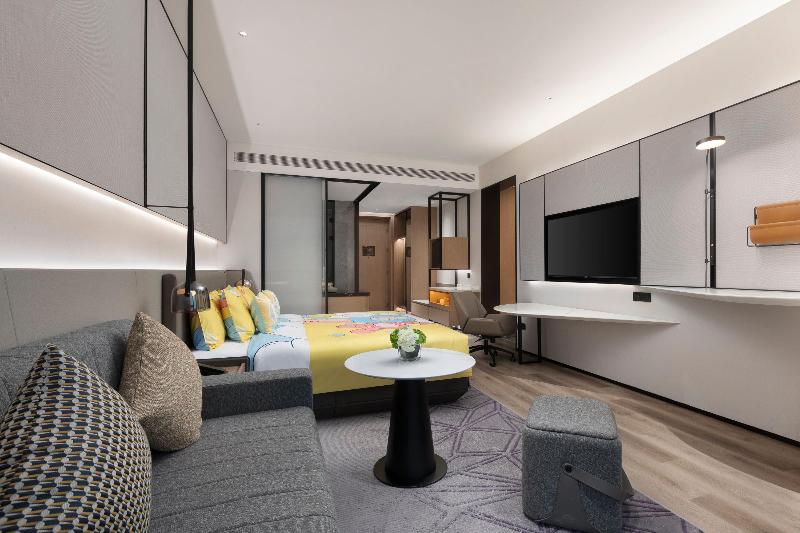 Crowne Plaza Taizhou City Center image