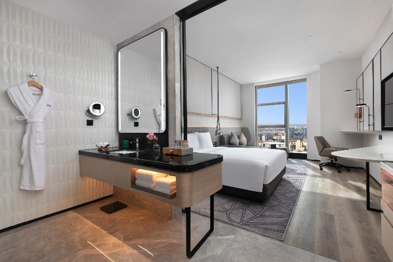 Crowne Plaza Taizhou City Center image