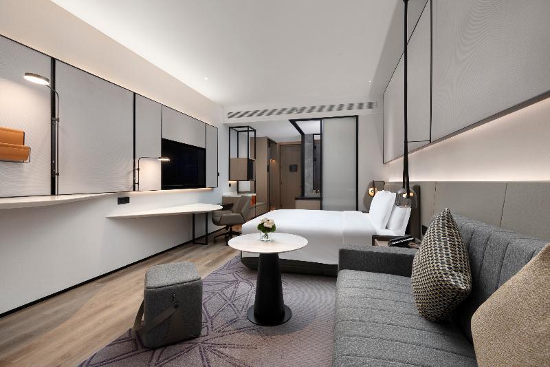 Crowne Plaza Taizhou City Center image