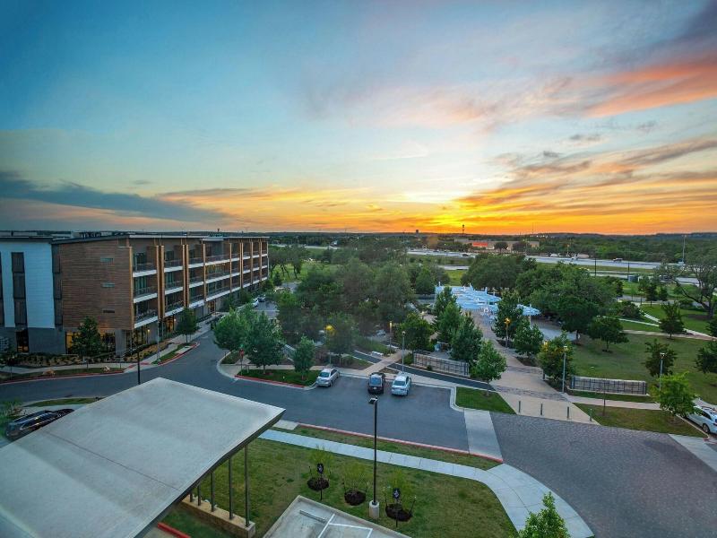 Aloft Austin Southwest image