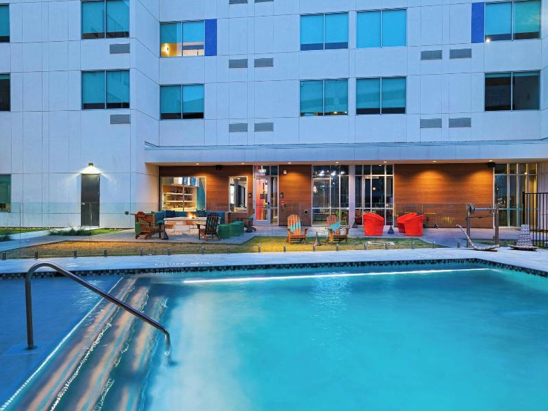 Aloft Austin Southwest image