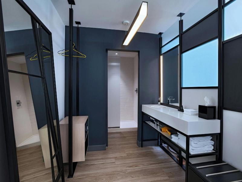 Aloft Austin Southwest image