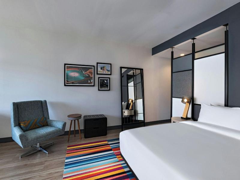 Aloft Austin Southwest image