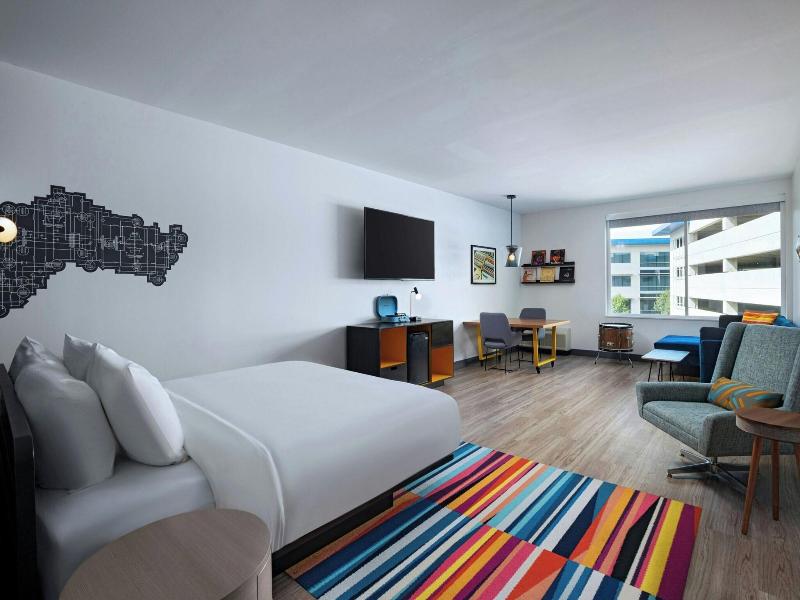 Aloft Austin Southwest image