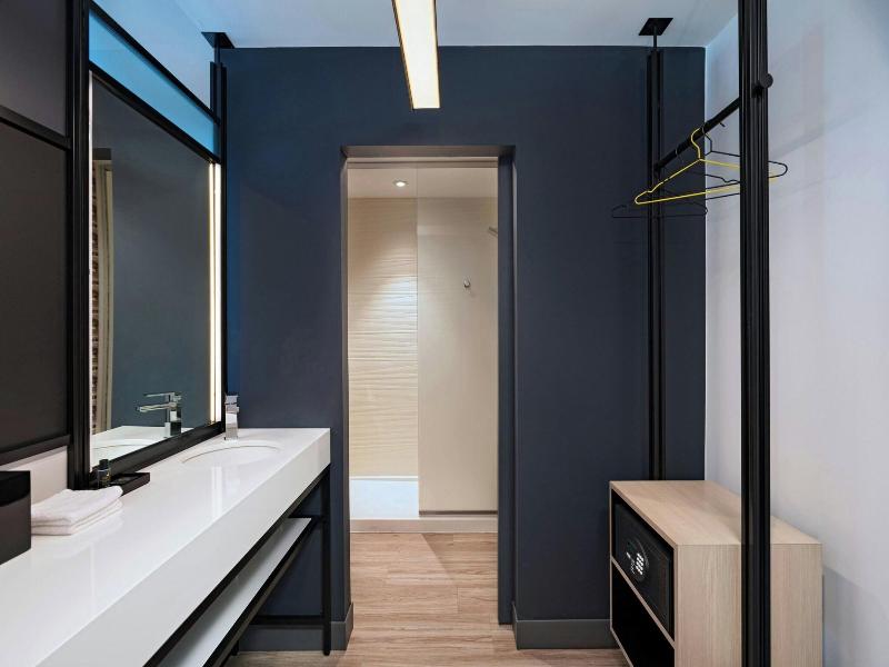 Aloft Austin Southwest image