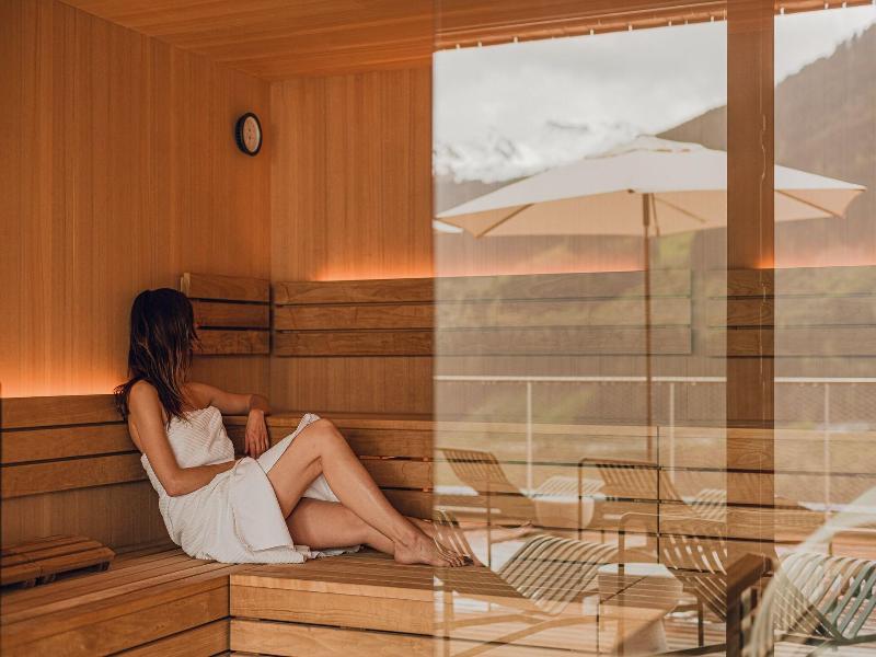The Comodo Bad Gastein A Member Of Design Hotels image