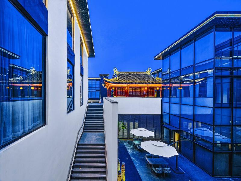 Courtyard By Marriott Pinghu image