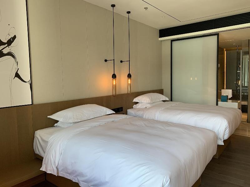 Courtyard By Marriott Pinghu image