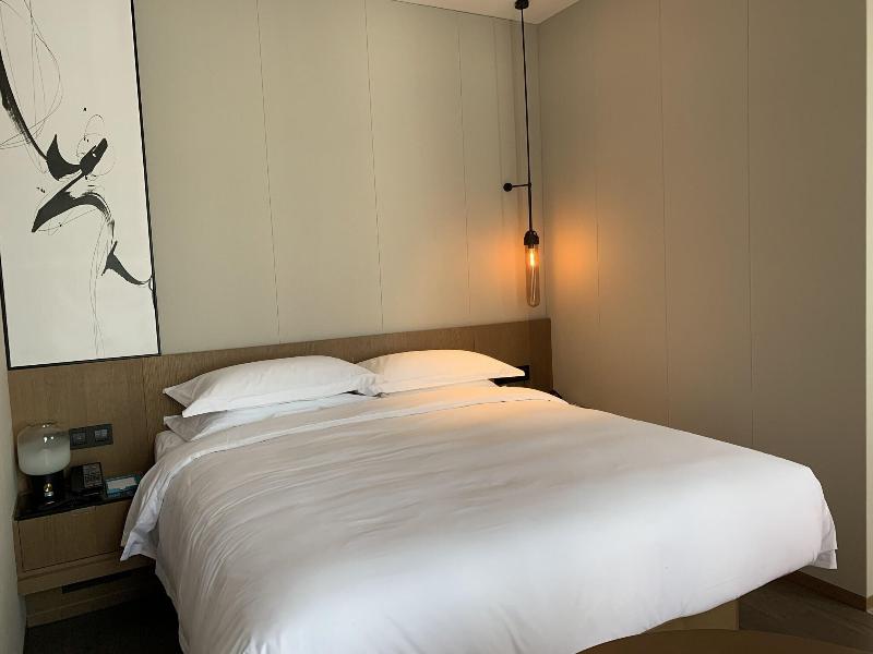 Courtyard By Marriott Pinghu image