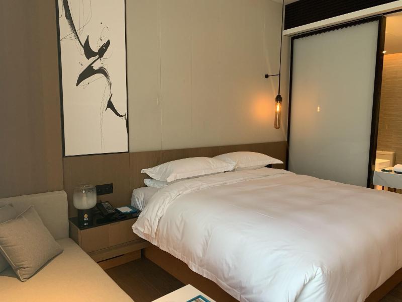 Courtyard By Marriott Pinghu image