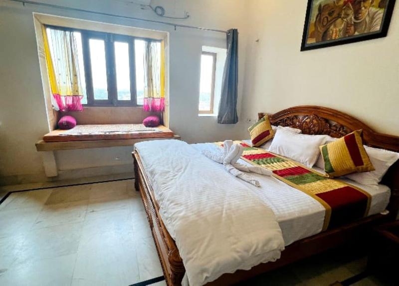 Ideal Guest House image