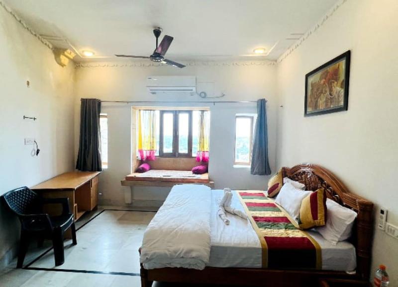 Ideal Guest House image