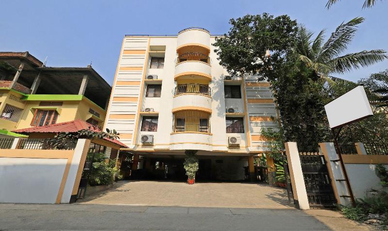 Treebo Umal Homestay Ganeshguri image