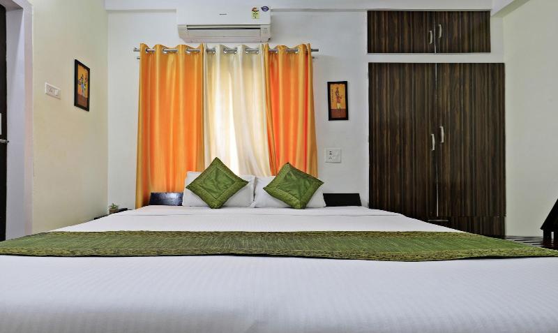 Treebo Umal Homestay Ganeshguri image