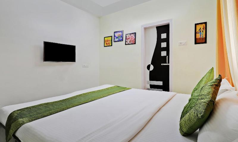 Treebo Umal Homestay Ganeshguri image