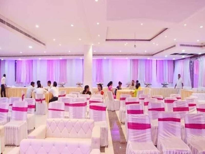 Banaras Hotel Llp