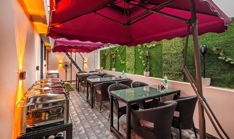 Treebo Bombay Palace image