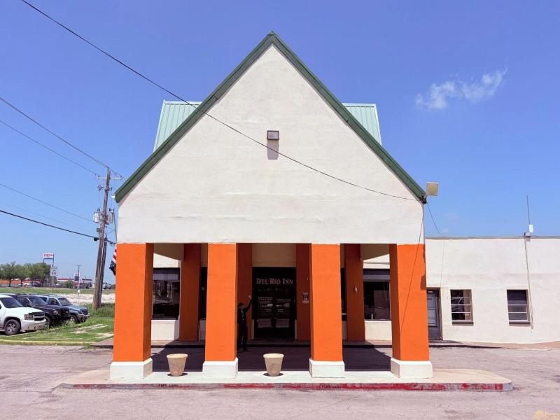 Del Rio Inn