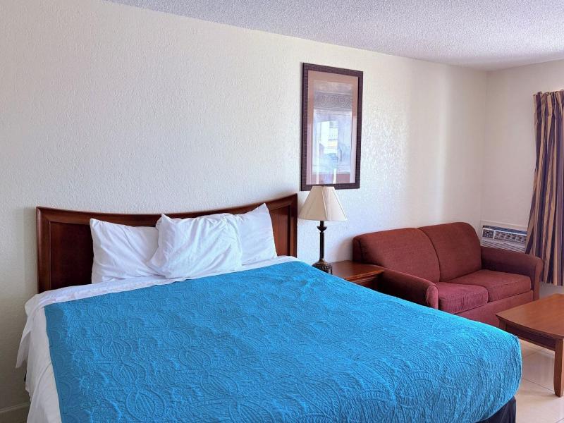 DOUBLE KING BED NON SMOKING