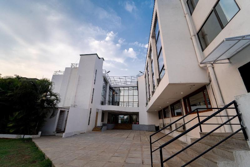 Hotel Kewal image