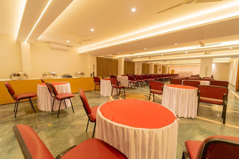 Hotel Kewal image
