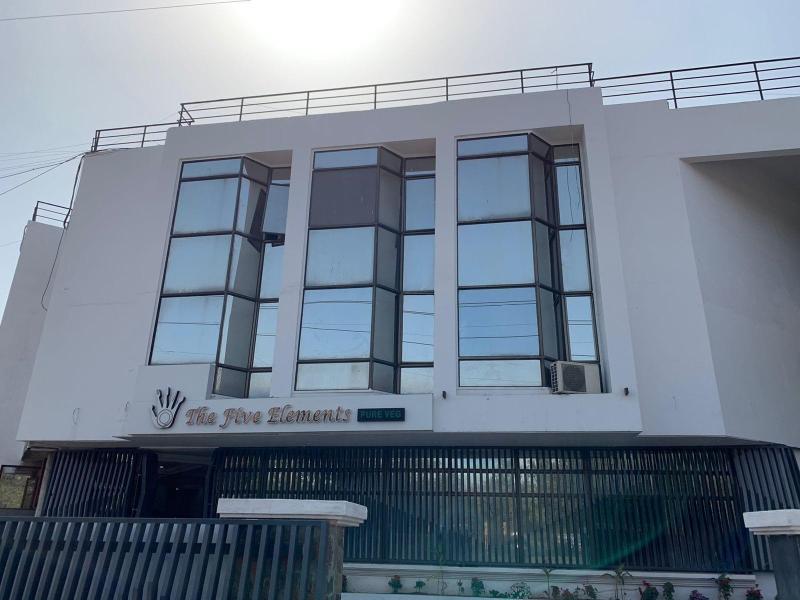 Hotel Kewal image
