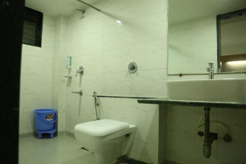 Hotel Kewal image