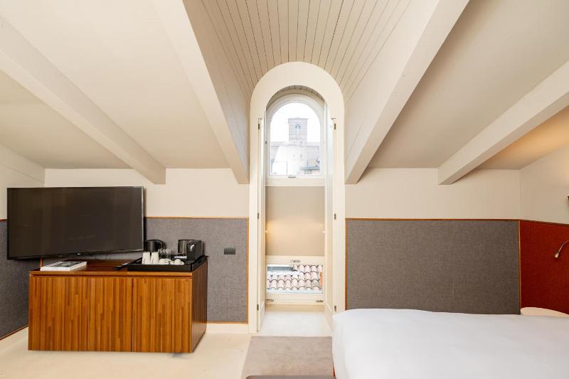 Hotel Brun image