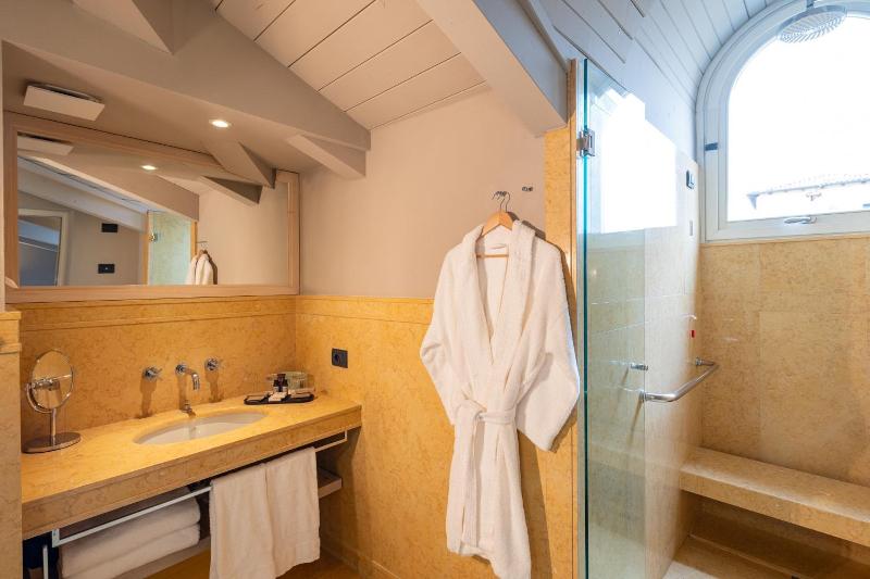 Hotel Brun image